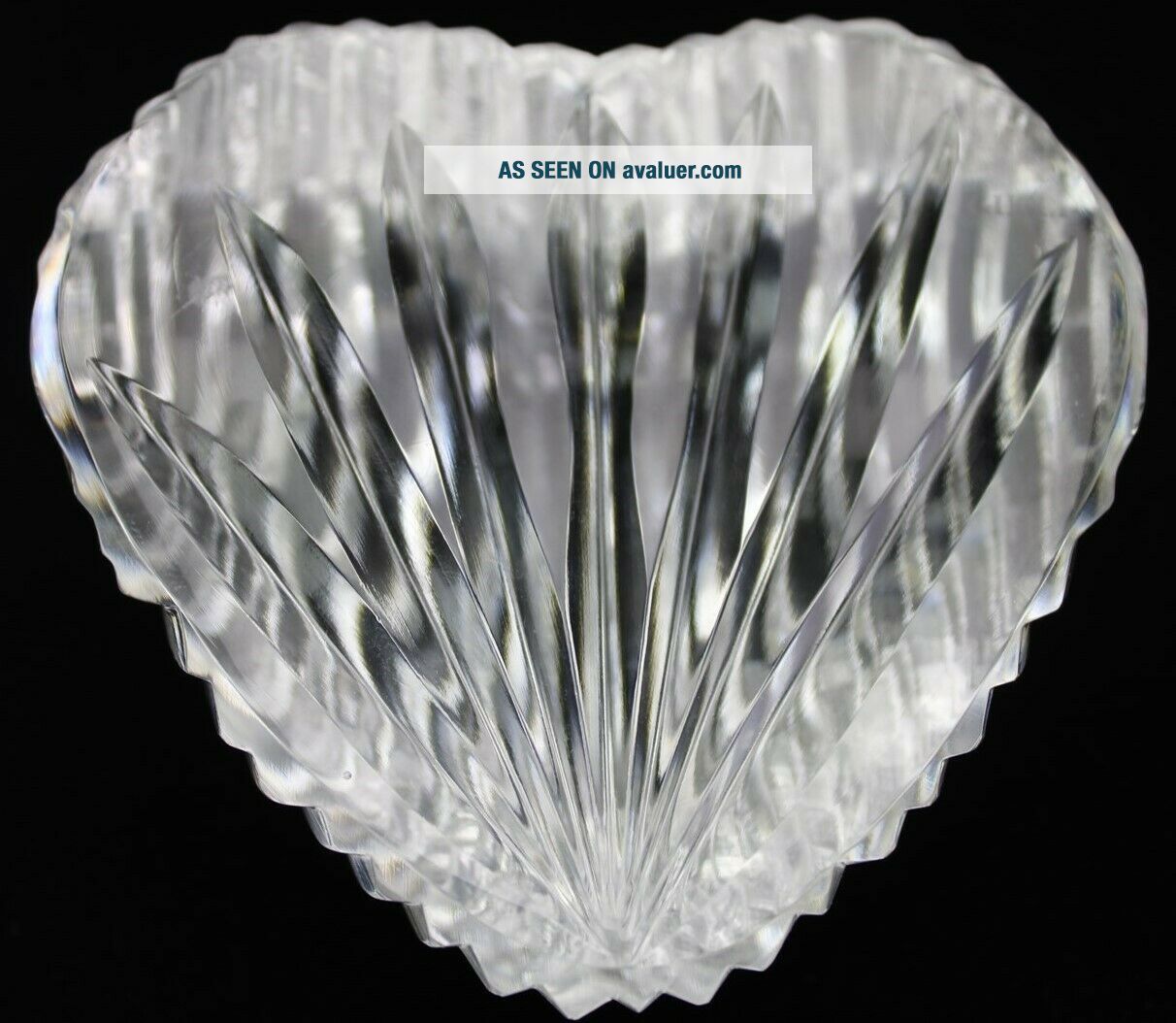 Vitafe Design Vintage Designer Signed GUCCI Vertical Rib Cut Crystal Heart ...