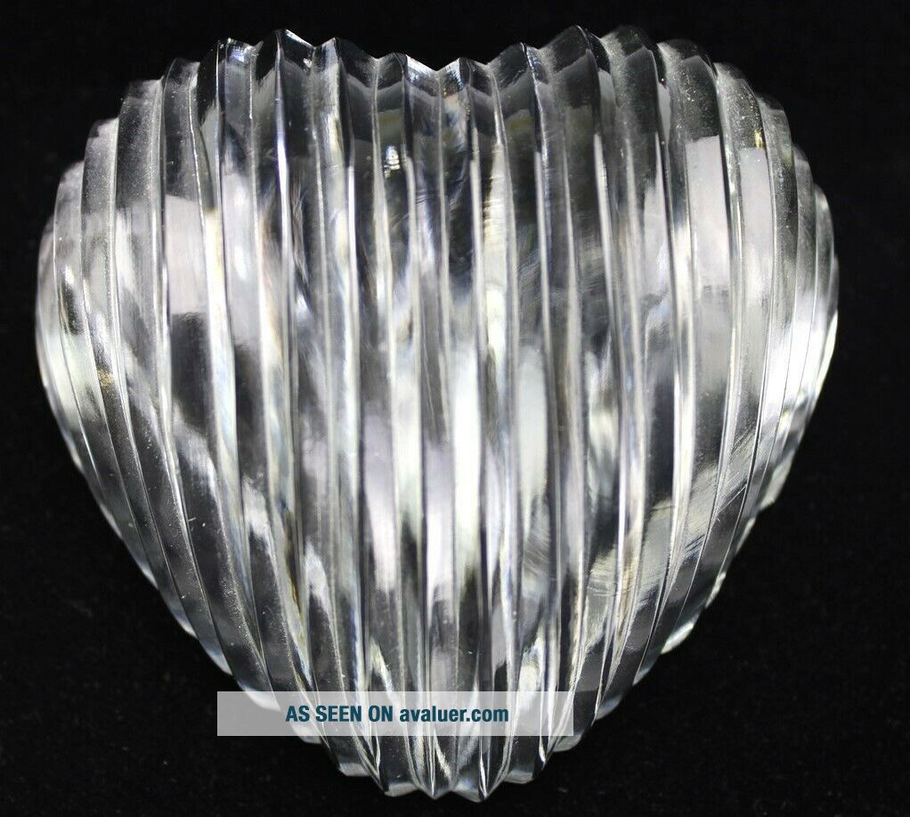 Vitafe Design Vintage Designer Signed GUCCI Vertical Rib Cut Crystal Heart ...